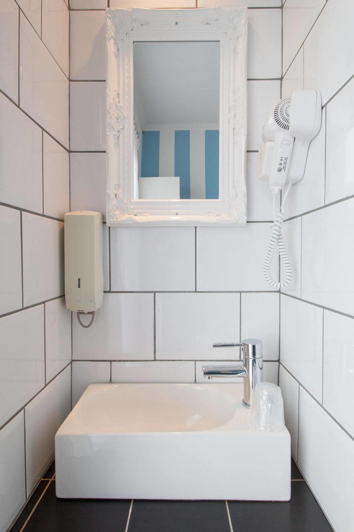 Hotel Mimosa Scheveningen Хага Екстериор снимка